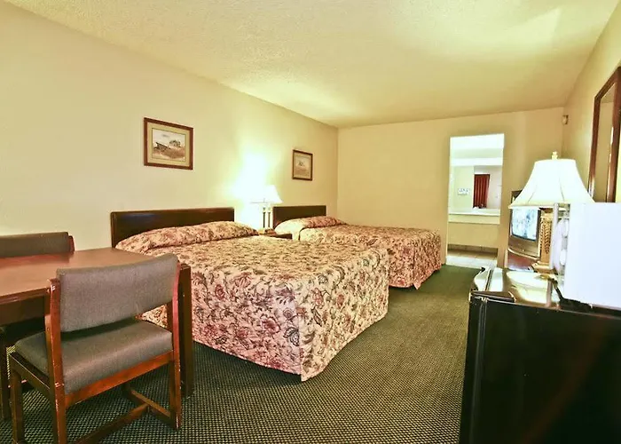 Silver Queen Motel